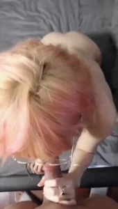 反差母狗爱吃大肉棒