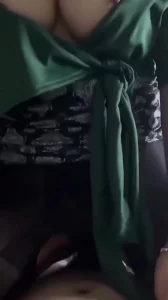 丝袜熟女上位操逼